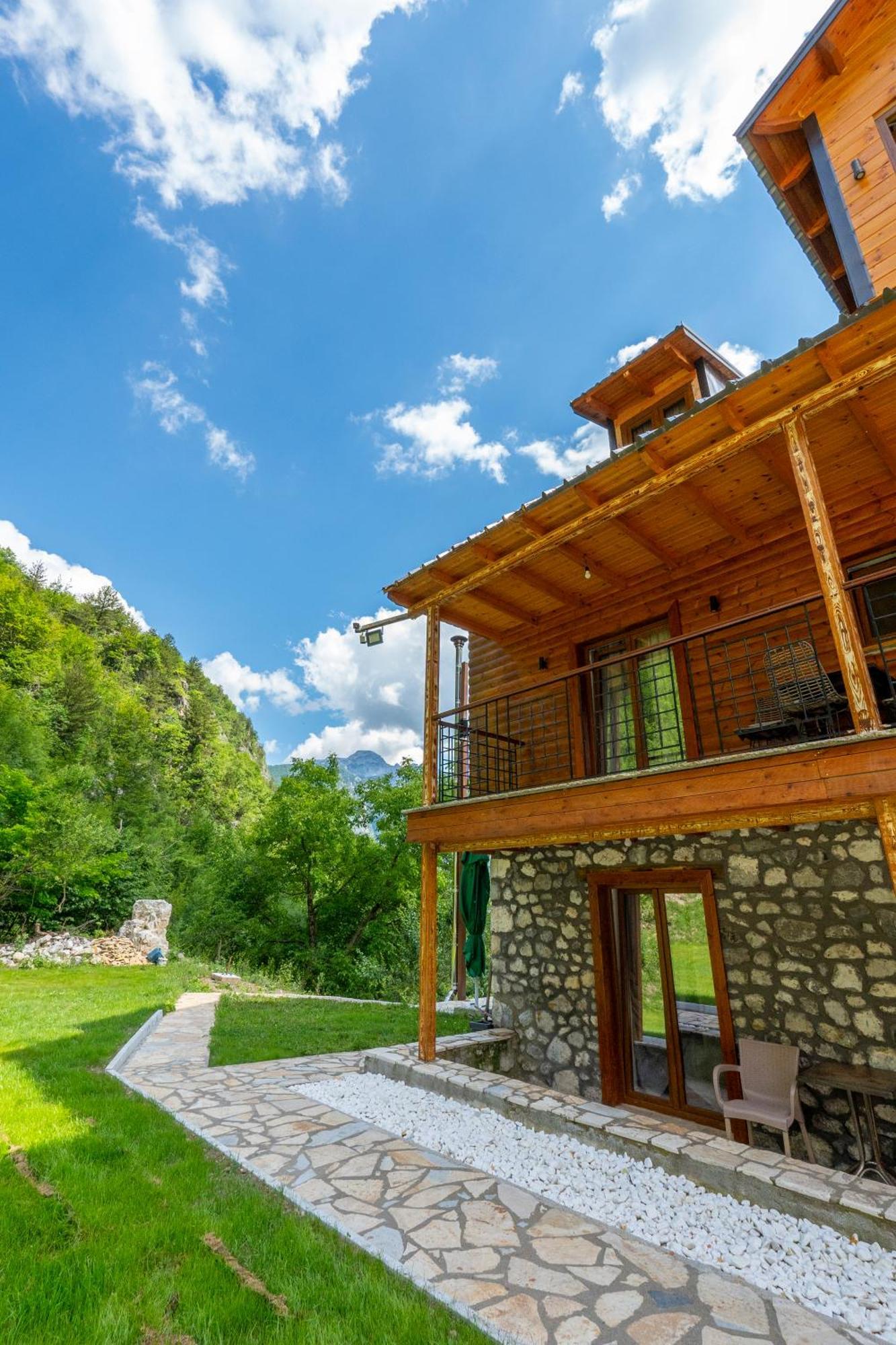 Gegest Hotel Тети Экстерьер фото