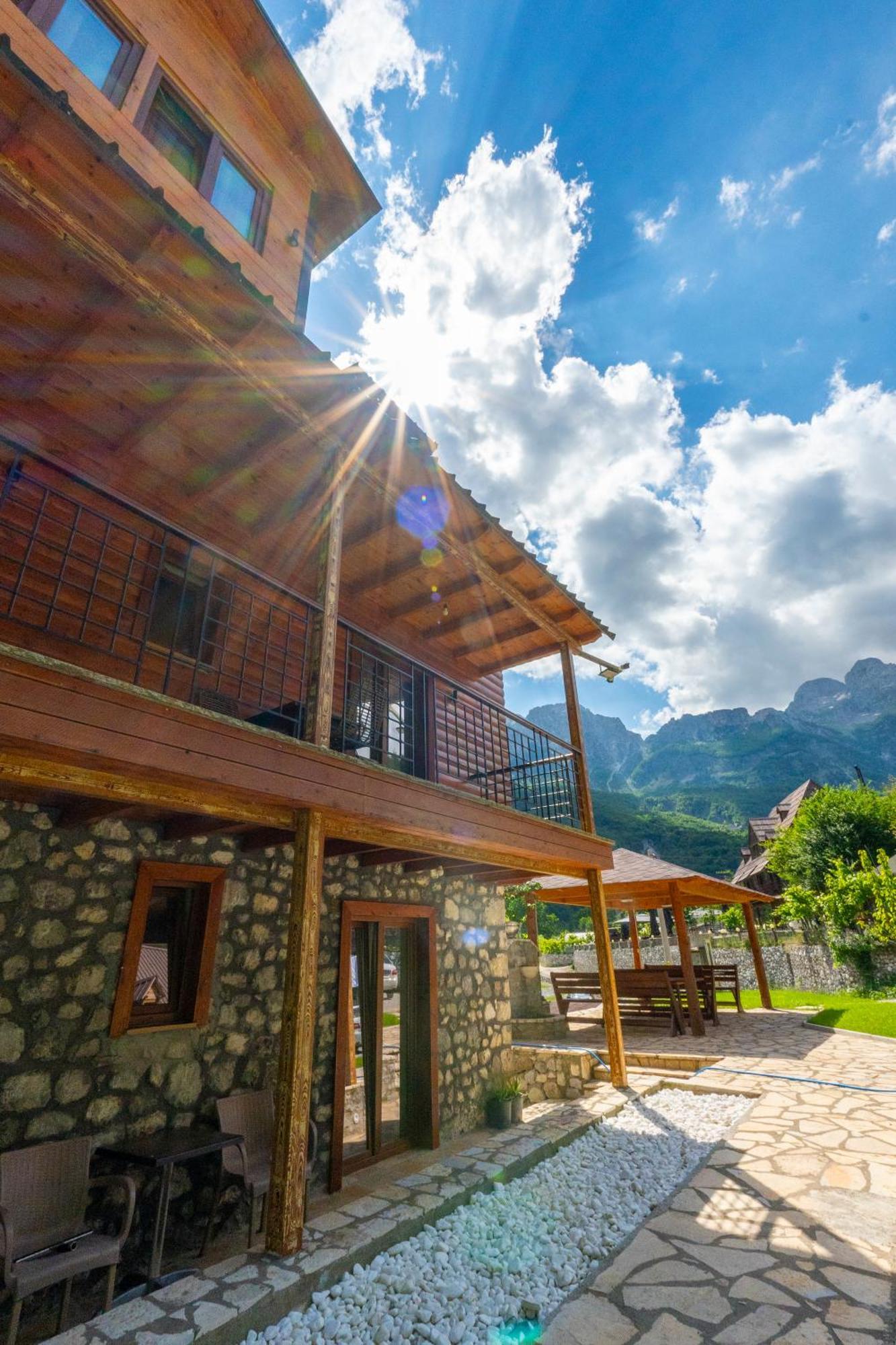 Gegest Hotel Тети Экстерьер фото